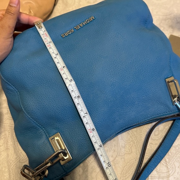 Michael Kors Vibrant Blue Shoulder Bag - Picture 16 of 16
